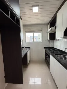Apartamento com 2 Quartos para alugar, 53m² no Lindóia, Curitiba