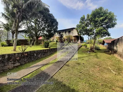 Casa de Condomínio com 4 Quartos à venda, 238m² no Caneca Fina, Guapimirim