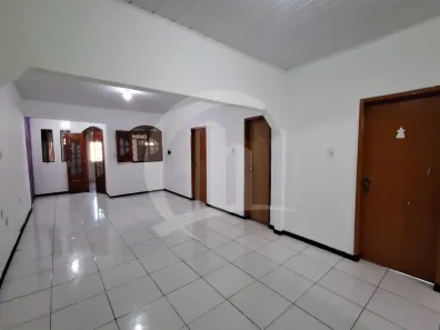 Casa com 3 Quartos para alugar, 162m² no São Conrado, Aracaju