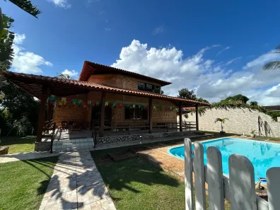 Casa de Condomínio com 4 Quartos para alugar, 180m² no , Paudalho