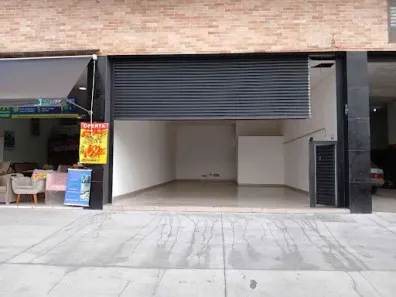 Loja / Salão / Ponto Comercial para alugar, 71m² no Jardim Itamarati, Poá