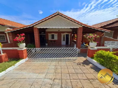Casa de Condomínio com 2 Quartos à venda, 175m² no Mansões Águas Quentes, Caldas Novas