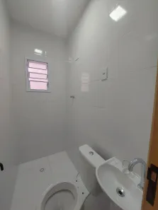 Sobrado com 2 Quartos para alugar, 8872m² no Vila Júlia, Poá