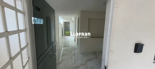 Casa Comercial com 1 Quarto para alugar, 260m² no Jardim da Glória, Taboão da Serra