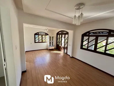 Casa com 5 Quartos à venda, 214m² no Velha Central, Blumenau