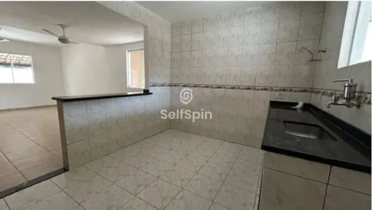 Casa com 2 Quartos para alugar, 75m² no Engenho do Mato, Niterói