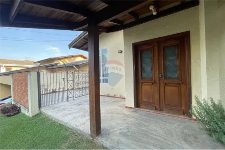 Casa de Condomínio com 3 Quartos para alugar, 156m² no Vilagge Capricio, Louveira