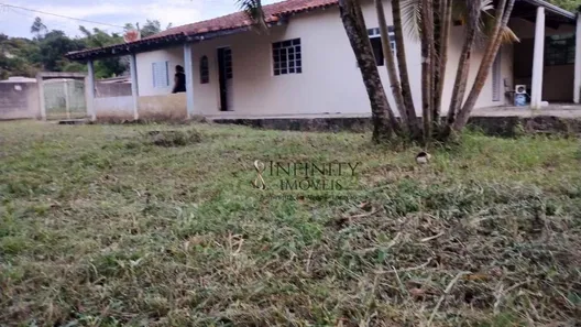 Fazenda / Sítio / Chácara com 2 Quartos à venda, 100m² no Vila Velha, Caçapava