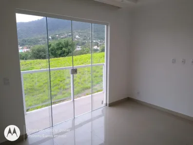 Casa de Condomínio com 3 Quartos para alugar, 200m² no Flamengo, Maricá