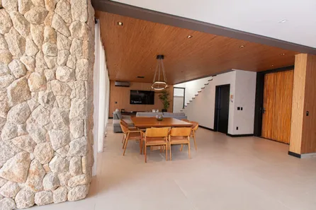Casa de Condomínio com 5 Quartos para venda ou aluguel, 400m² no Tamboré, Santana de Parnaíba