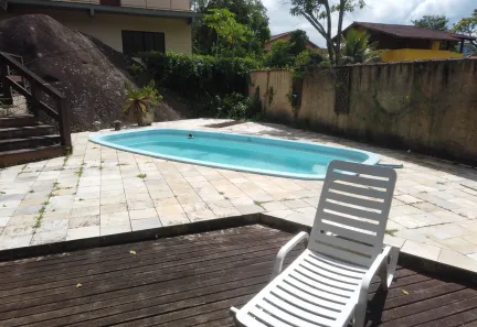 Casa de Condomínio com 2 Quartos à venda, 717m² no Limoeiro, Guapimirim