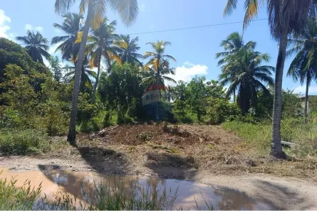 Terreno / Lote / Condomínio à venda, 300m² no , Maragogi