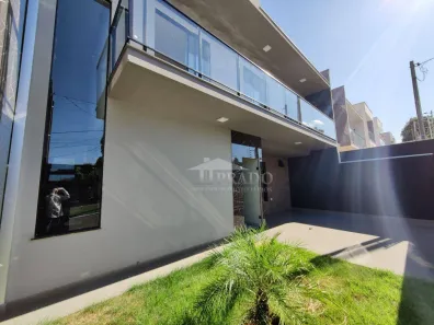 Sobrado com 3 Quartos à venda, 134m² no Centro, Ibiporã