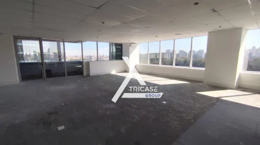 Conjunto Comercial / Sala para alugar, 140m² no Várzea de Baixo, São Paulo