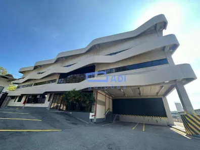 Galpão / Depósito / Armazém para venda ou aluguel, 3712m² no Tamboré, Santana de Parnaíba