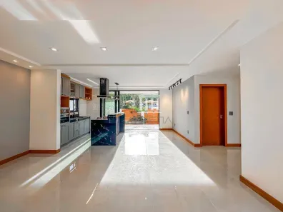 Casa de Condomínio com 4 Quartos à venda, 185m² no Golfe, Teresópolis