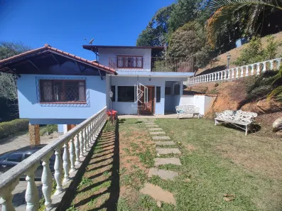 Casa com 3 Quartos à venda, 300m² no Itaipava, Petrópolis
