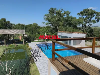 Fazenda / Sítio / Chácara com 4 Quartos à venda, 370m² no Padre Marcelo, Caçapava