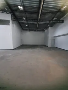 Galpão / Depósito / Armazém à venda, 700m² no Taquara, Rio de Janeiro