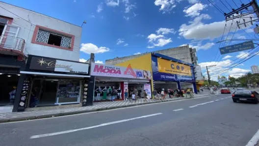 Prédio Inteiro à venda, 251m² no Centro, Jacareí