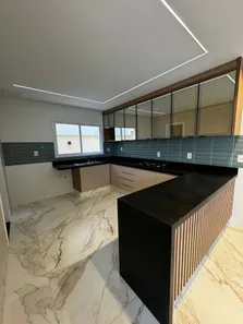 Casa de Condomínio com 4 Quartos à venda, 220m² no Jardins Capri, Senador Canedo