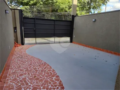 Sobrado com 3 Quartos à venda, 175m² no Jardim do Lago, Atibaia