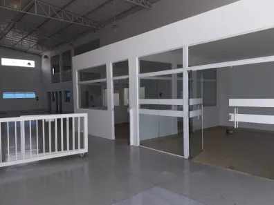 Galpão / Depósito / Armazém à venda, 460m² no Conjunto Manoel Mendes, Uberaba