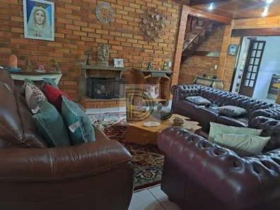 Casa de Condomínio com 3 Quartos à venda, 300m² no Jardim dos Ipês, Embu das Artes