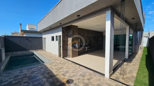Casa com 3 Quartos à venda, 196m² no Residencial Condomínio Jardim Veneza, Senador Canedo