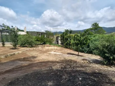 Fazenda / Sítio / Chácara com 1 Quarto à venda, 3500m² no Chácara Marambaia, Caçapava