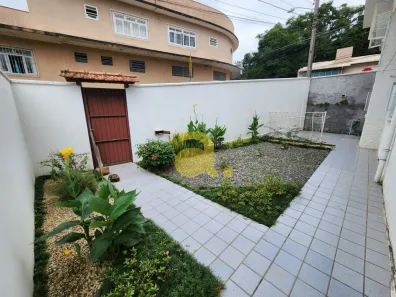 Casa com 2 Quartos para alugar, 85m² no Velha, Blumenau