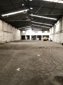 Galpão / Depósito / Armazém para alugar, 751m² no Ano Bom, Barra Mansa