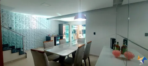 Sobrado com 4 Quartos à venda, 254m² no Taguatinga Norte, Brasília