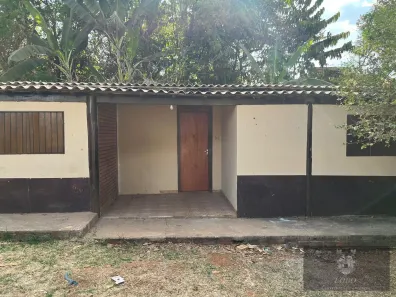 Casa de Condomínio com 2 Quartos para alugar, 50m² no Região dos Lagos, Brasília