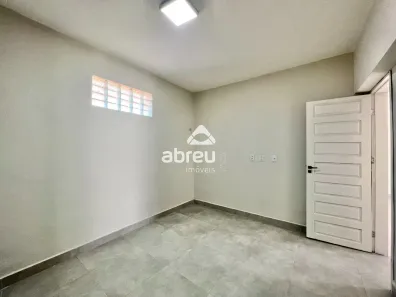 Kitnet com 2 Quartos para alugar, 65m² no Barro Vermelho, Natal