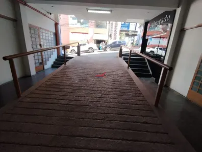Loja / Salão / Ponto Comercial à venda, 41m² no Centro, Viçosa