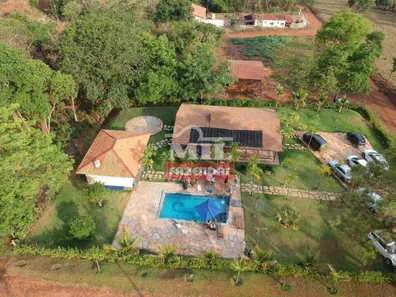 Fazenda / Sítio / Chácara com 3 Quartos à venda, 234m² no , Nerópolis