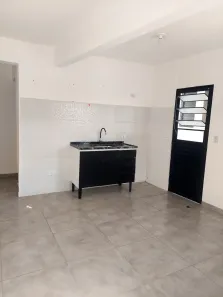 Casa com 1 Quarto para alugar, 40m² no São João, Itapevi