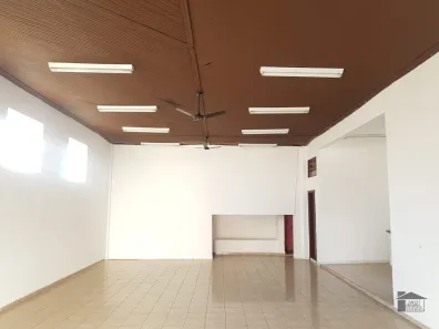 Loja / Salão / Ponto Comercial para alugar, 50m² no Chácara Braz Miraglia, Jaú