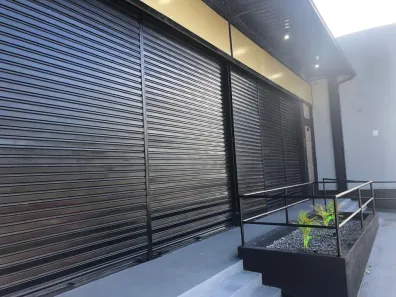Galpão / Depósito / Armazém para alugar, 704m² no Atlântica, Rio das Ostras
