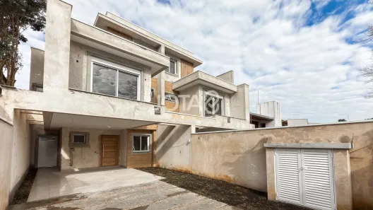 Sobrado com 3 Quartos à venda, 218m² no Ahú, Curitiba