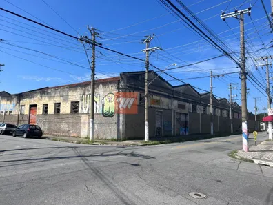 Galpão / Depósito / Armazém para alugar, 2097m² no Monção, Taubaté