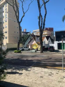 Casa Comercial para alugar, 75m² no Alto da Glória, Curitiba