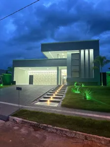 Casa com 4 Quartos à venda, 300m² no Central, Abadia de Goiás