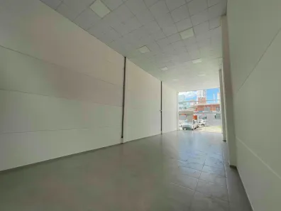 Conjunto Comercial / Sala para alugar, 112m² no Centro, Chapecó