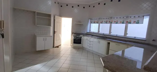 Sobrado com 3 Quartos à venda, 457m² no Vila José Kalil Aun, Cosmópolis