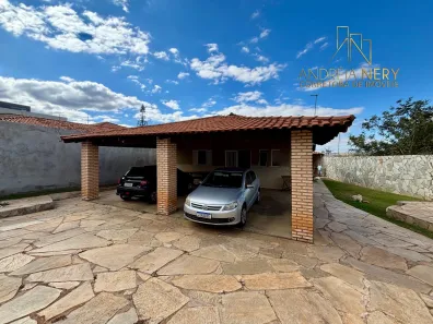 Casa de Condomínio com 4 Quartos à venda, 200m² no Região dos Lagos, Brasília