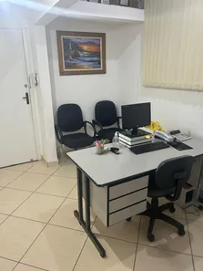 Loja / Salão / Ponto Comercial com 3 Quartos à venda, 57m² no Campos Elíseos, Resende