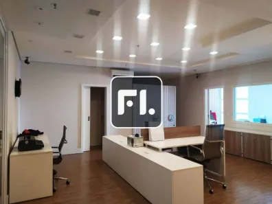 Conjunto Comercial / Sala para alugar, 226m² no Vila Cordeiro, São Paulo