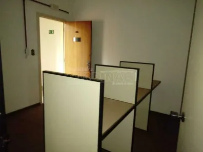 Conjunto Comercial / Sala para alugar, 75m² no Centro, Araraquara